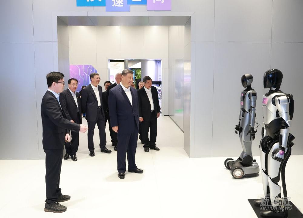 习近平总书记到上海调研，HY8590·海洋之神代表具身智能行业汇报进展